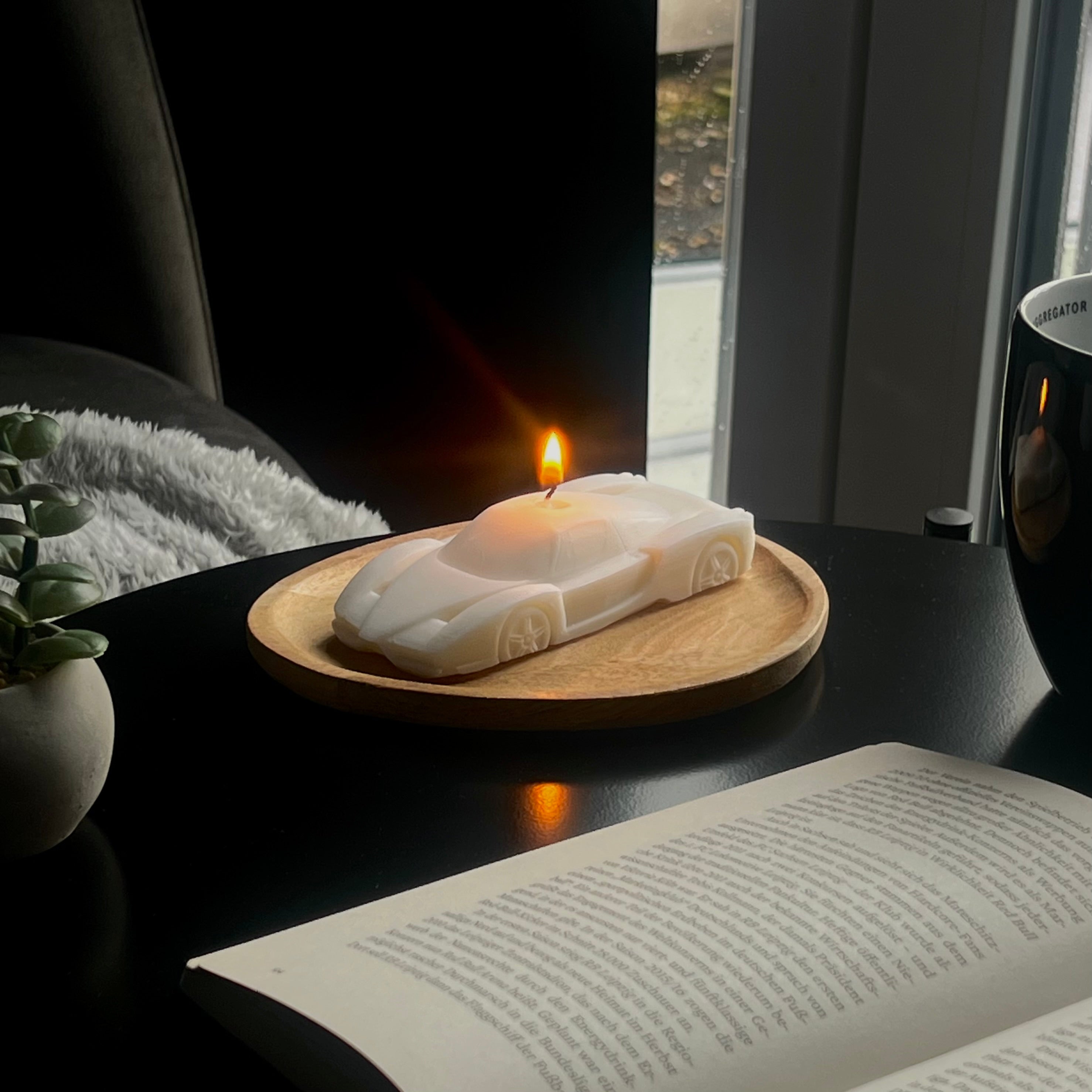 Enzo candle