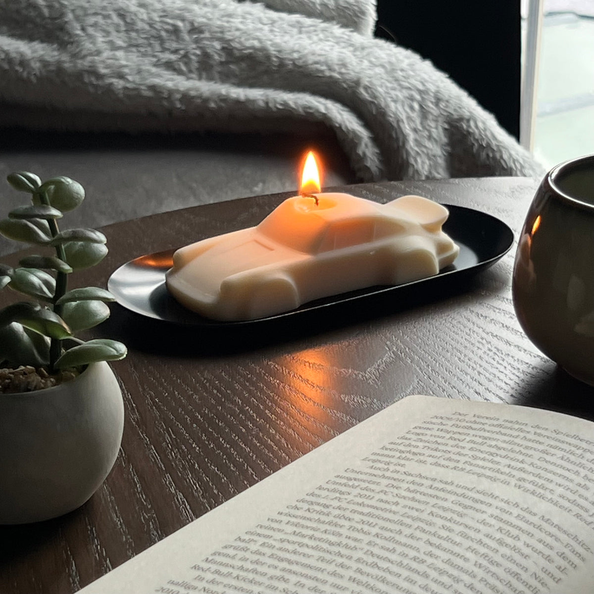 Classic One Candle