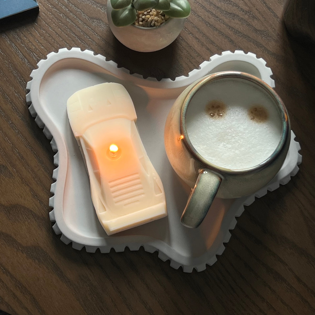 Rosso One Candle